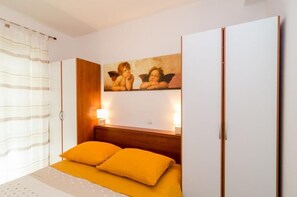 1 Schlafzimmer, Bügeleisen/Bügelbrett, WLAN, Bettwäsche
