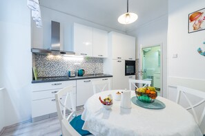 Dining - Old Town Finest - Two-Bedroom Apartment (4+2 Adults) - Lucarica 4 Street (Dubrovnik)