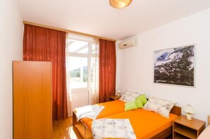 1 quarto, ferros/tábuas de passar roupa, Wi-Fi, roupa de cama