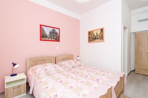 1 chambre, accès à Internet, literie fournie