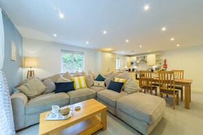 Cottage | Living area - Trewhiddle Cottage 42 (St Austell)