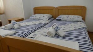 1 bedroom, iron/ironing board, free WiFi, bed sheets - Wild Orange - One-Bedroom Apartment with Terrace (Dubrovnik)