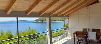 Apartamentos Bačić - Apartamento de dos habitaciones con terraza y vistas al mar