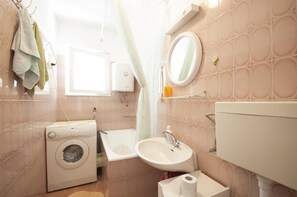 Haartrockner, Handtücher