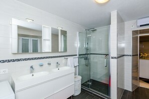 Hair dryer, towels