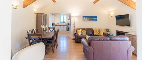 Cottage | Living area | LCD TV