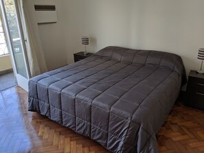 2 Schlafzimmer, Bügeleisen/Bügelbrett, WLAN, Bettwäsche