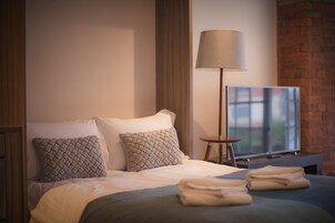 Studio | Desk, iron/ironing board, free WiFi, bed sheets