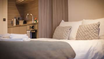 Studio | Desk, iron/ironing board, free WiFi, bed sheets
