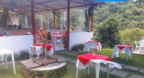 Outdoor dining - OUR PARADISE available Christmas New Year <br>End of March holiday promotion 981113133 (Arujá)