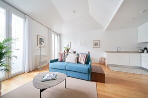 华丽公寓, 1 间卧室, 阳台 (Good Memories Lodge 6) | 客厅 | 平板电视