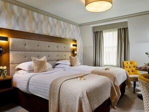 Classic Twin Room | Premium bedding, memory-foam beds, desk, soundproofing - Bridge House Hotel - Leisure Club & Spa (Tullamore)