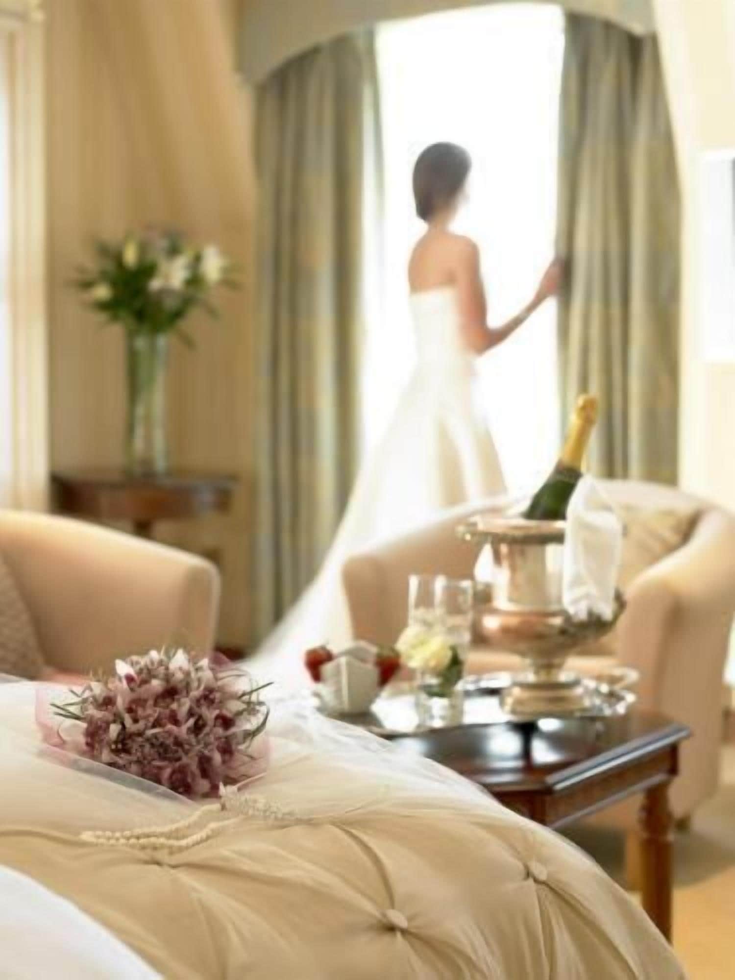 premium bedding, memory-foam beds, desk, soundproofing