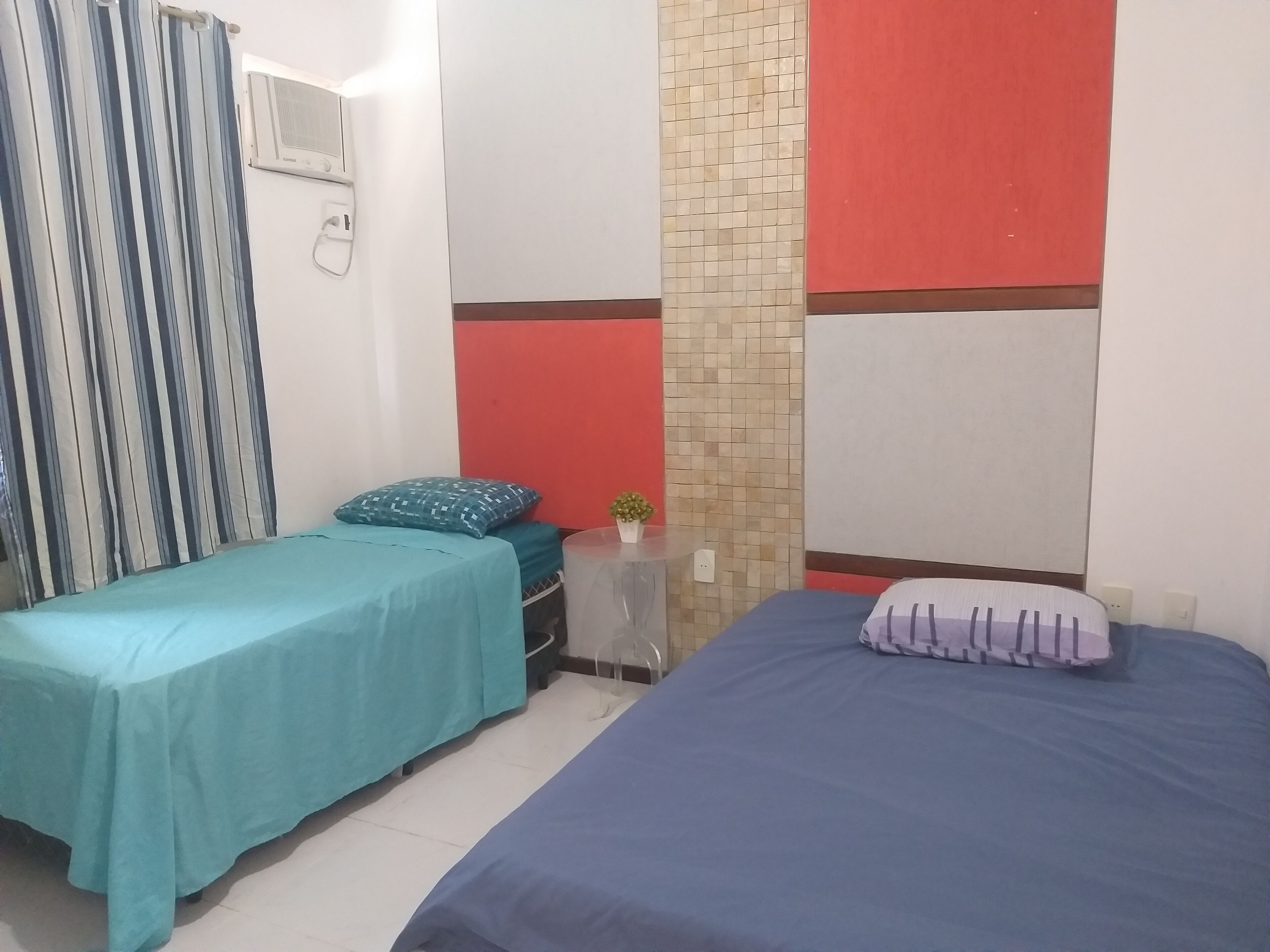 3 dormitoris, planxa i posts de planxar i wifi 