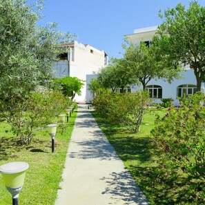 Property grounds - Hotel Park Victoria (Forio)