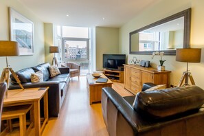 Smart TV, DVD player, books, music library