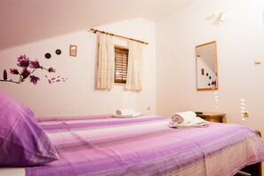 2 bedrooms, iron/ironing board, WiFi, bed sheets - Apartments Bungevilla - Two Bedroom Apartment with Balcony (Dubrovnik)