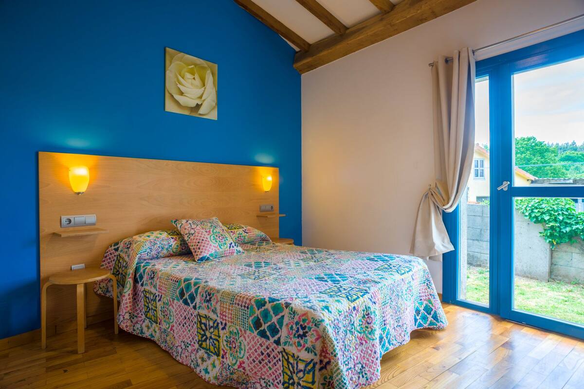 Apartment, 1 Double Bed | Free cots/infant beds, rollaway beds, free WiFi, bed sheets