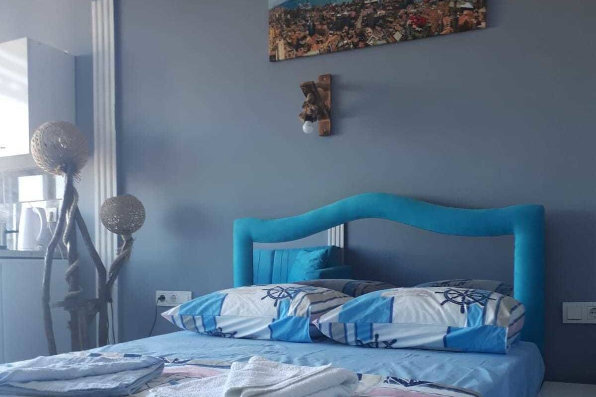 1 chambre, bureau, fer et planche à repasser, accès au Wi-Fi (inclus)