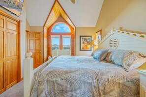 7 bedrooms, desk, free WiFi, bed sheets - Premier Oceanfront w/ Private Pool, Hot Tub, Elevator, Sauna, Theater, Game Room (Avon)