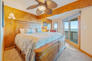 7 bedrooms, desk, free WiFi, bed sheets