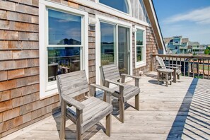 Terrace/patio - Oceanside Semi-Oceanfront Home in Waves w/ Pool, Hot Tub, Cargo Lift (Waves)