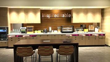 包每日自助早餐