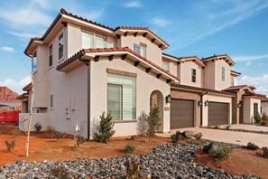 House, 5 Bedrooms | Exterior - Arcadia #07 (Ivins)