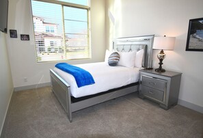 Casa, 5 habitaciones | 5 habitaciones, tabla de planchar con plancha y wifi gratis 