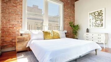 1 habitación, decoración personalizada y muebles diferentes