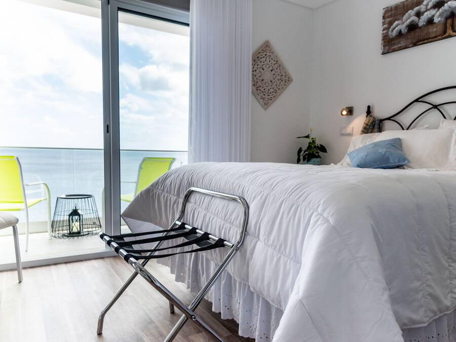 Double Room, Balcony, Sea View | Blackout drapes, free WiFi, bed sheets