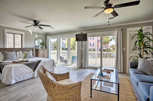 Walk to Surfside Beach: Studio w/ Covered Balcony