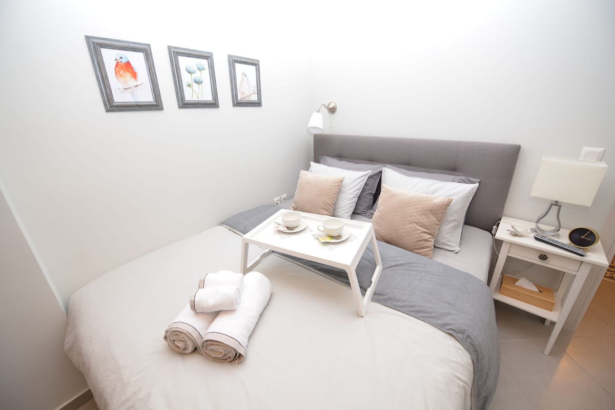Apartamento Confort | 1 dormitorio, mobiliario individual, tabla de planchar con plancha