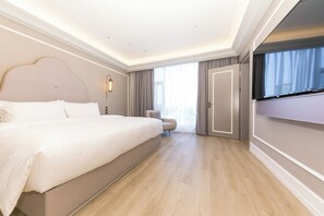 Down comforters, minibar, in-room safe, rollaway beds - Mercure Turpan Downtown (Turpan)