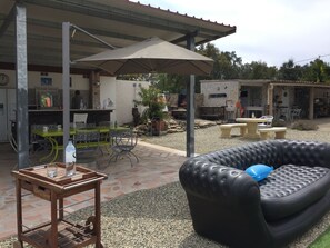 Outdoor dining - 2 bedrooms in a pullhouse and jacuzzi  (Ventiseri)