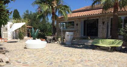 2 bedrooms in a pullhouse and jacuzzi