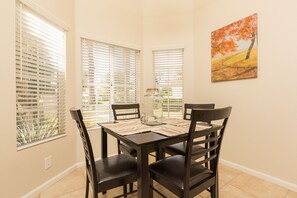 Luxury House, 2 Bedrooms, Private Pool | In-room dining