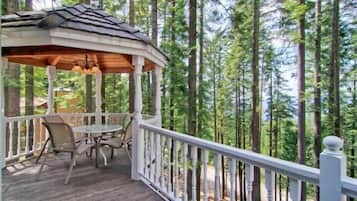 Cabin | Terrace/patio