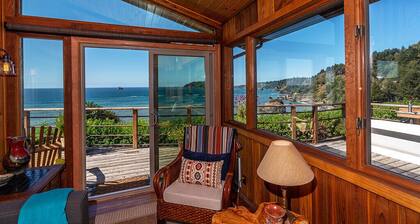 Neuer Eintrag ~ Luffenholtz Surfside Cottage-Romantic, Badewanne, privates Deck
