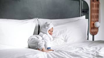 Familjerum - 1 queensize-säng | 1 sovrum, allergitestade sängkläder och minibar