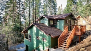 Unclassified image, 5 of 12, button - Scenic Wonders - Chinquapin 1 Bedroom (Yosemite National Park)