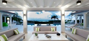 Balcony - Villa Giselle (Les Terres Basses)