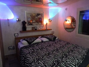 1 bedroom, iron/ironing board, WiFi - T2 Paradisio house, private pool. (Ventiseri)