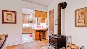 Cabin | Living area