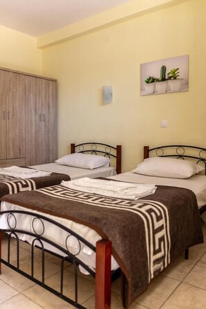 Desk, free WiFi - Nordstrom - Hostel (Yerevan)