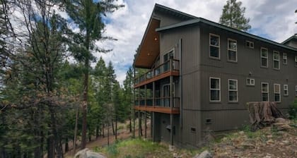 Scenic Wonders Falcon's Nest 3 Bedrooms