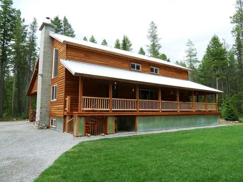 Papa's Place - yksinäinen järven edessä omaisuus siika reunalla