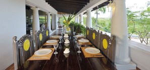 Outdoor dining - Villa Les Zephyrs (Les Terres Basses)