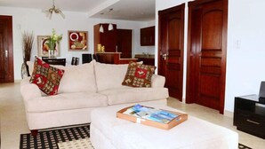 Living room - Condo Mare (Lowlands)