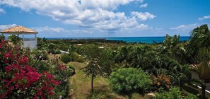 Property grounds - Villa Sandyline (Les Terres Basses)